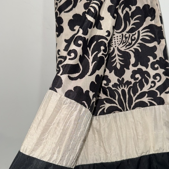 Elegant Black Cream champagne shower curtain Croft & barrow Kohl’s - Picture 2 of 5